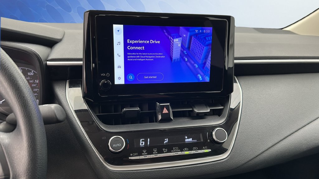 Used 2025 Toyota Corolla LE FWD image 18