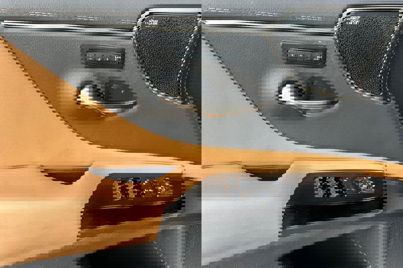 Used 2022 Lexus ES 350 w/ Accessory Package 2 image 12