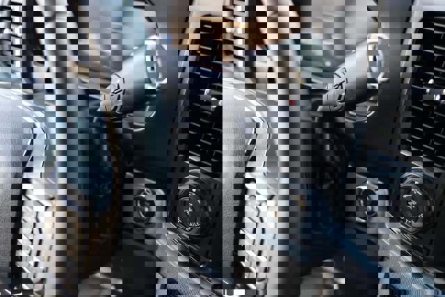 Certified 2025 Ford F250 Platinum image 25