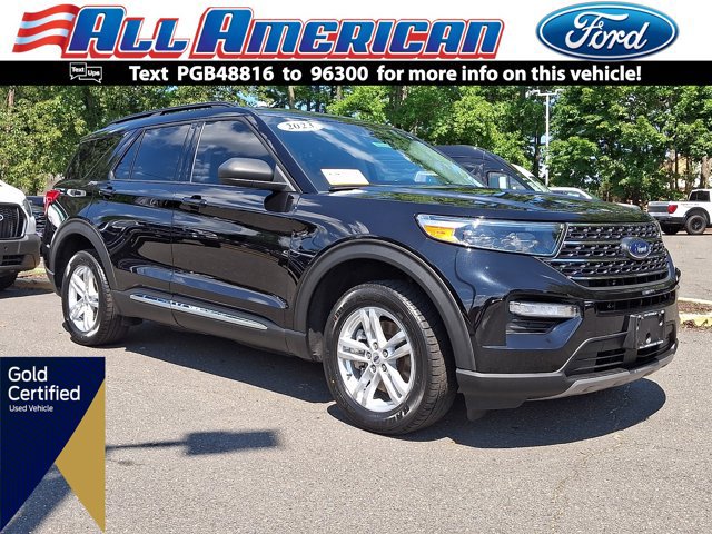Certified 2023 Ford Explorer XLT w/ Equipment Group 202A AWD/4WD image 1