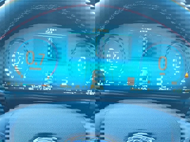 Certified 2025 Ford Escape ST-Line Elite w/ Premium Technology Package image 35