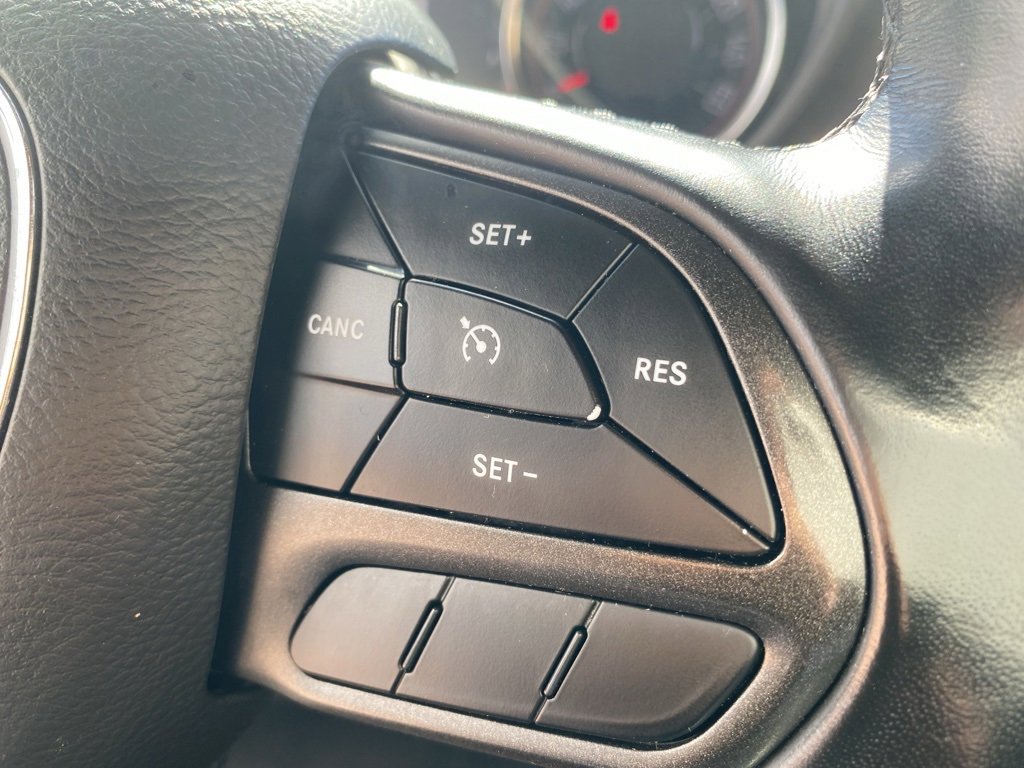 Used 2021 Dodge Challenger SXT image 24