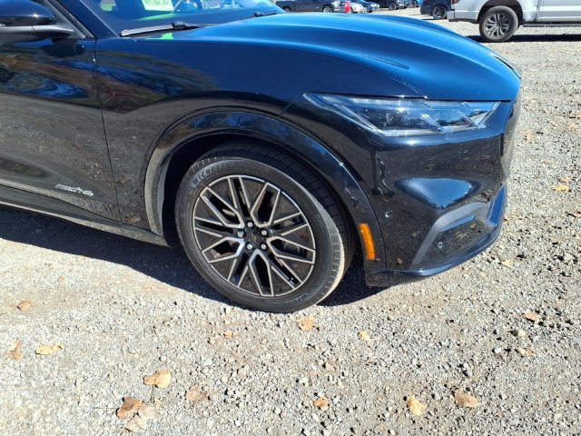 Certified 2024 Ford Mustang Mach-E Premium AWD/4WD image 4