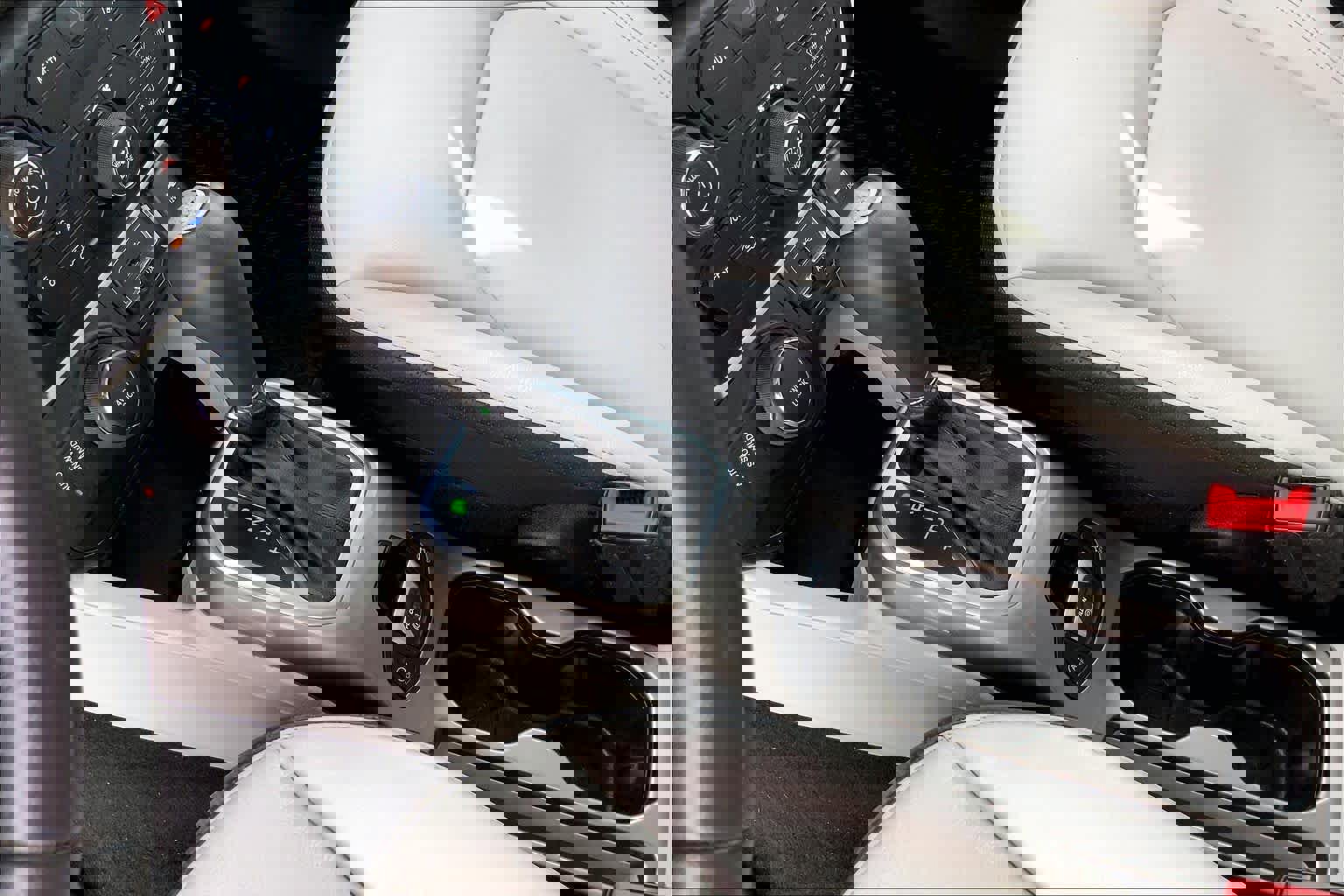 Used 2022 Jeep Renegade Limited image 16