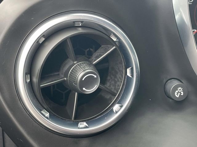 Used 2021 Chevrolet Camaro LT image 25