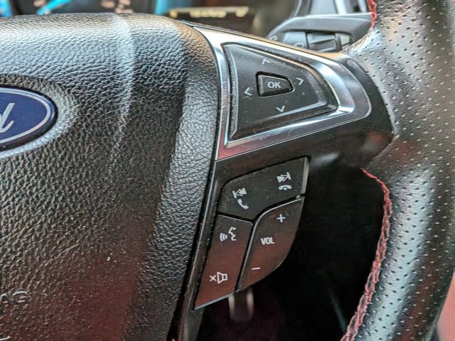 Certified 2022 Ford Edge ST-Line image 18