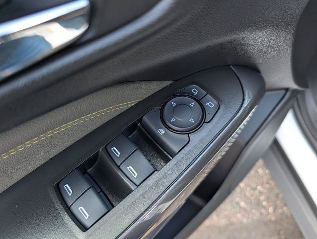 Used 2025 Chevrolet Trax ACTIV w/ Driver Confidence Package FWD image 12