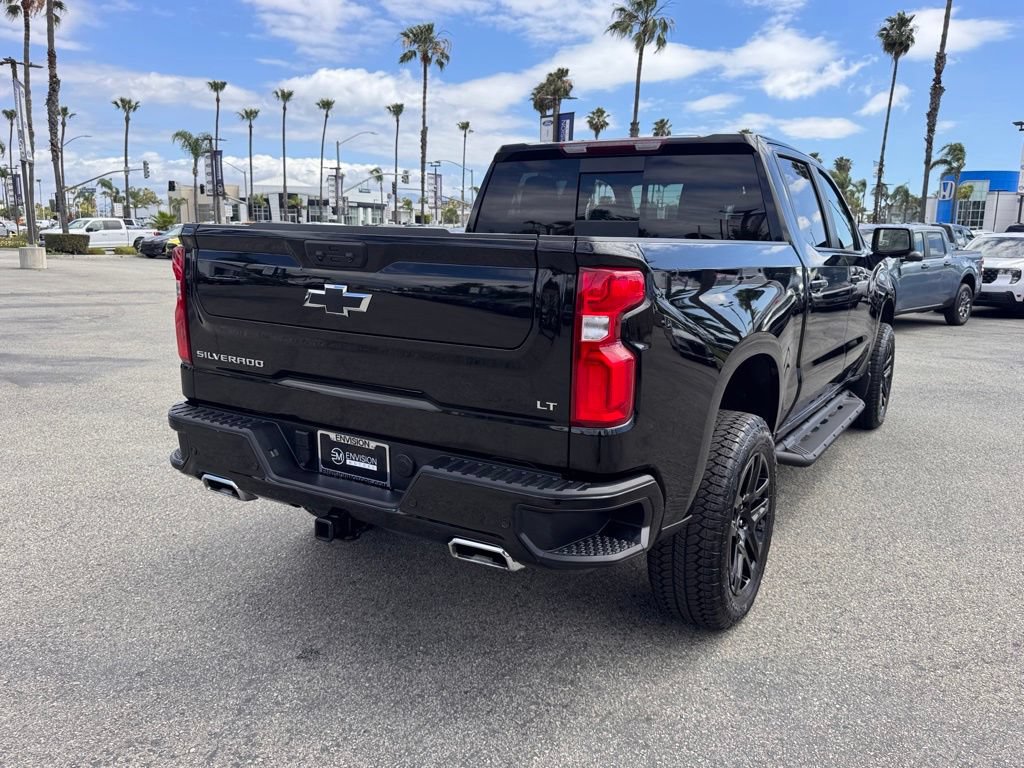 Used 2025 Chevrolet Silverado 1500 LT Trail Boss w/ LT Trail Boss Premium Package AWD/4WD image 12