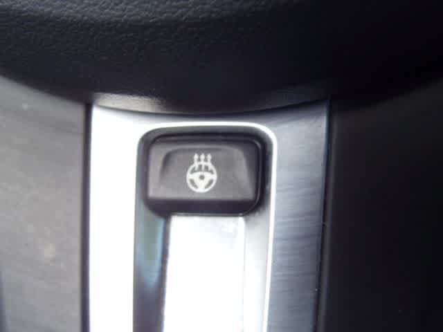 Used 2024 BMW 230i Coupe w/ Premium Package RWD image 20