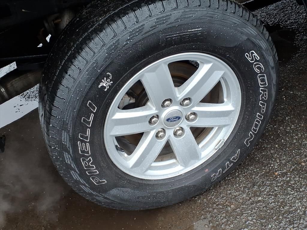 Certified 2021 Ford F150 XLT image 7