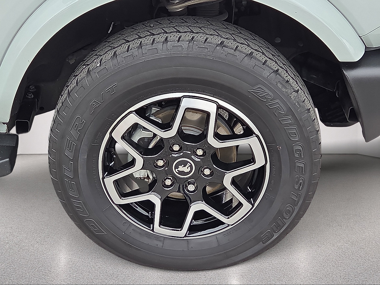 Certified 2024 Ford Bronco Outer Banks AWD/4WD image 7