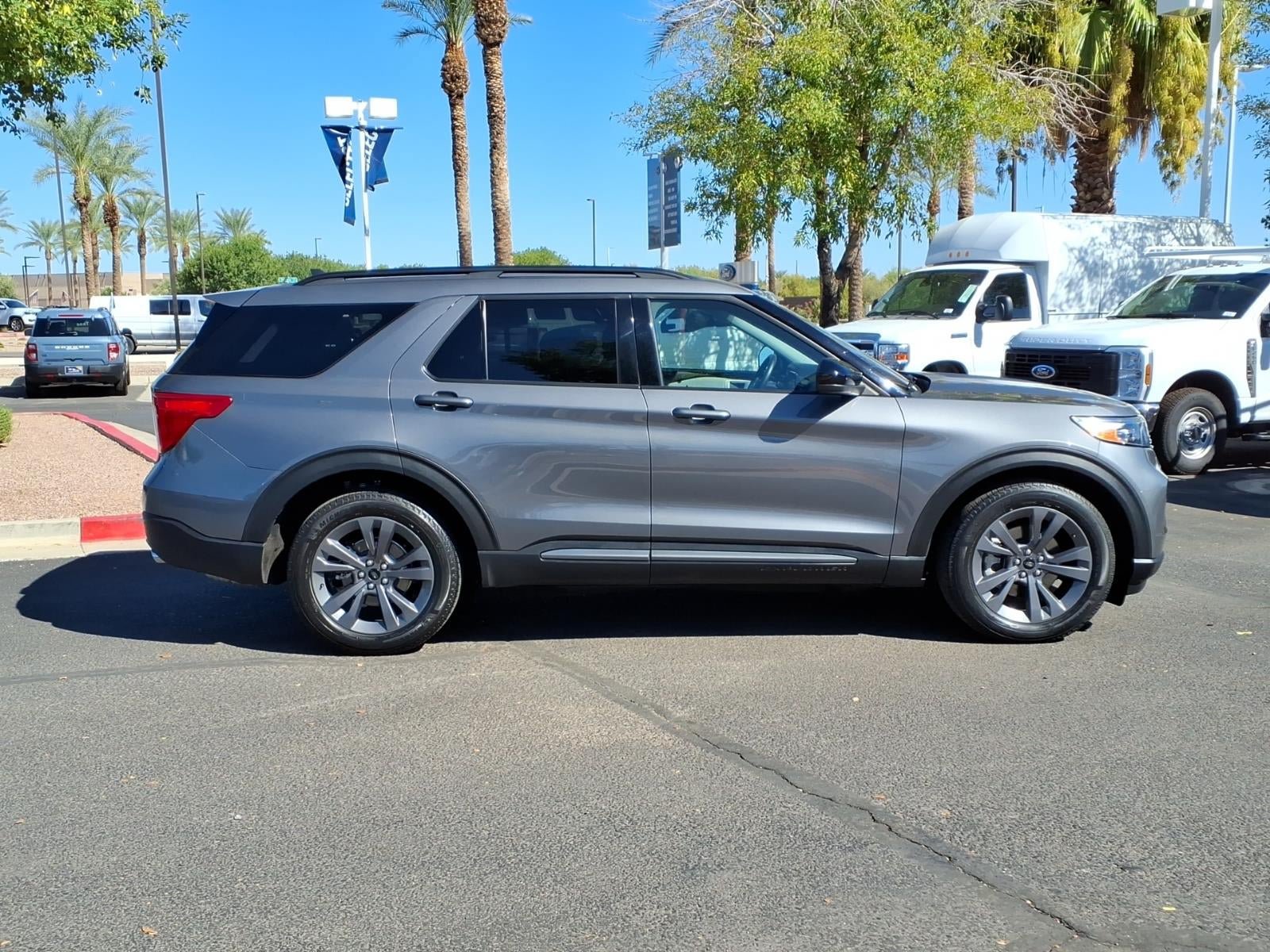 Certified 2023 Ford Explorer XLT w/ Equipment Group 202A RWD image 3