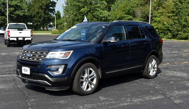 Certified 2017 Ford Explorer XLT w/ Equipment Group 202A AWD/4WD image 7