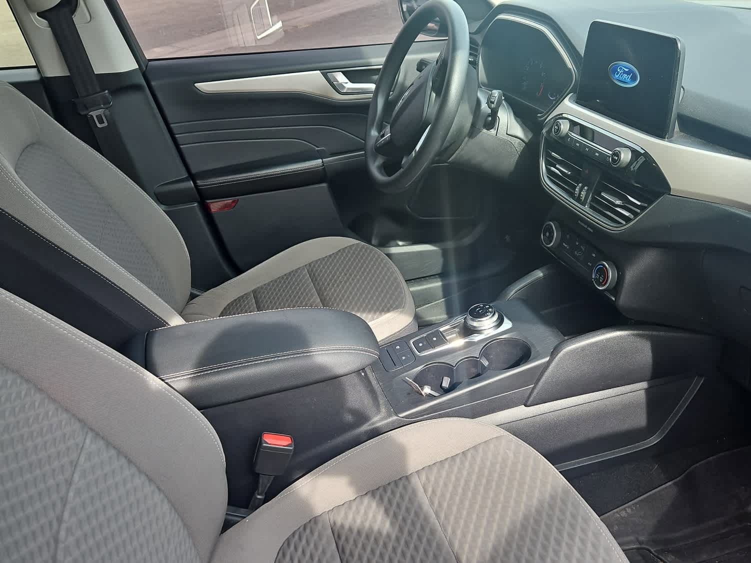 Certified 2021 Ford Escape SE w/ SE Sport Appearance Package image 13