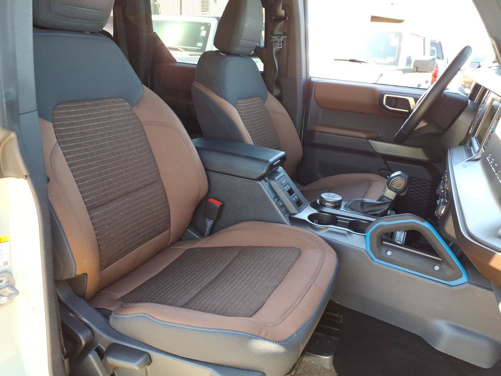 Certified 2022 Ford Bronco Outer Banks AWD/4WD image 8