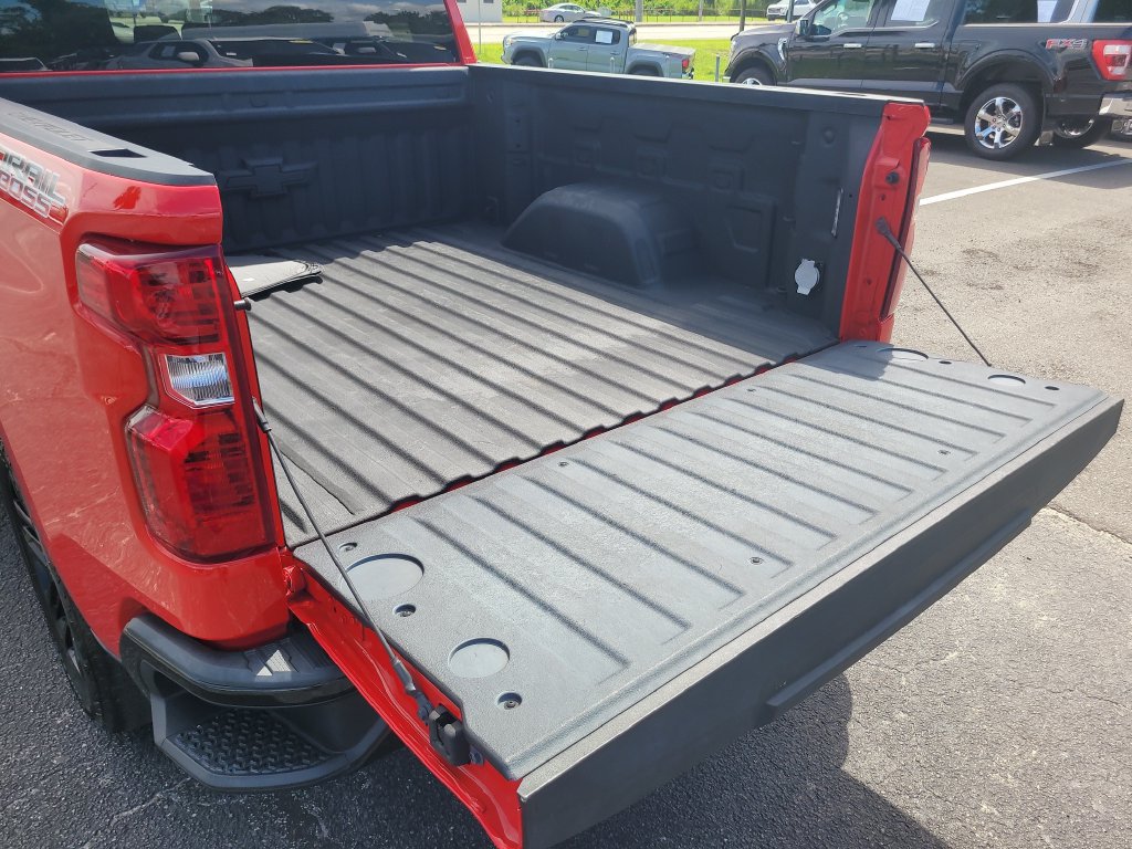 Used 2024 Chevrolet Silverado 1500 Custom Trail Boss w/ Turbomax Blackout Package AWD/4WD image 7