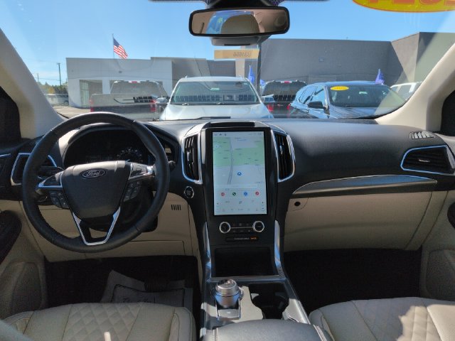 Certified 2024 Ford Edge Titanium w/ Equipment Group 301A AWD/4WD image 28