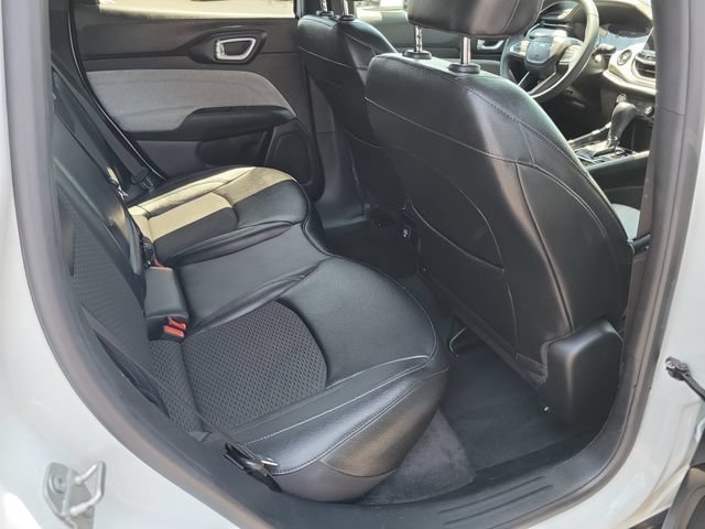 Used 2024 Jeep Compass Latitude AWD/4WD image 18