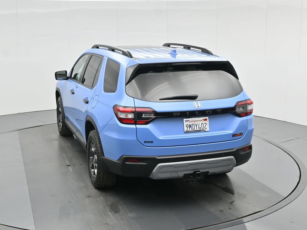 Used 2024 Honda Pilot TrailSport image 17