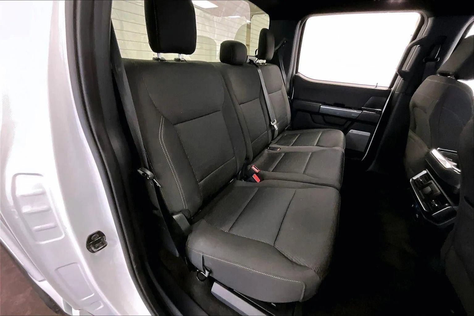 Certified 2022 Ford F150 XLT w/ Equipment Group 302A High image 26