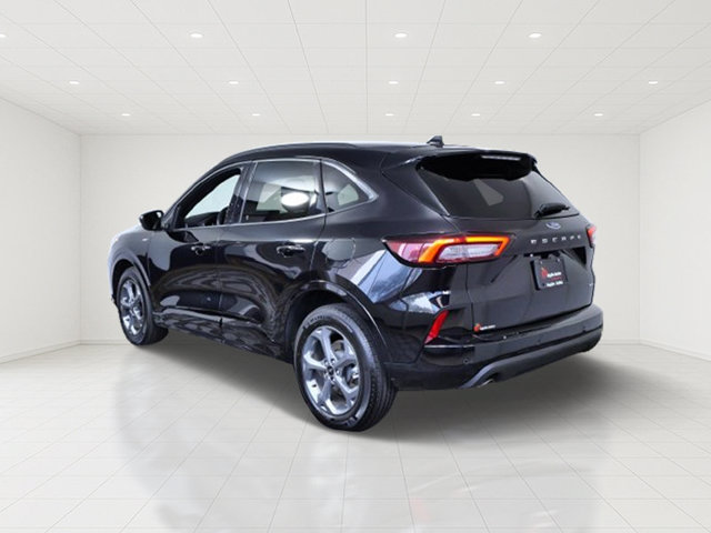 Certified 2023 Ford Escape ST-Line w/ Tech Pack #1 AWD/4WD image 4