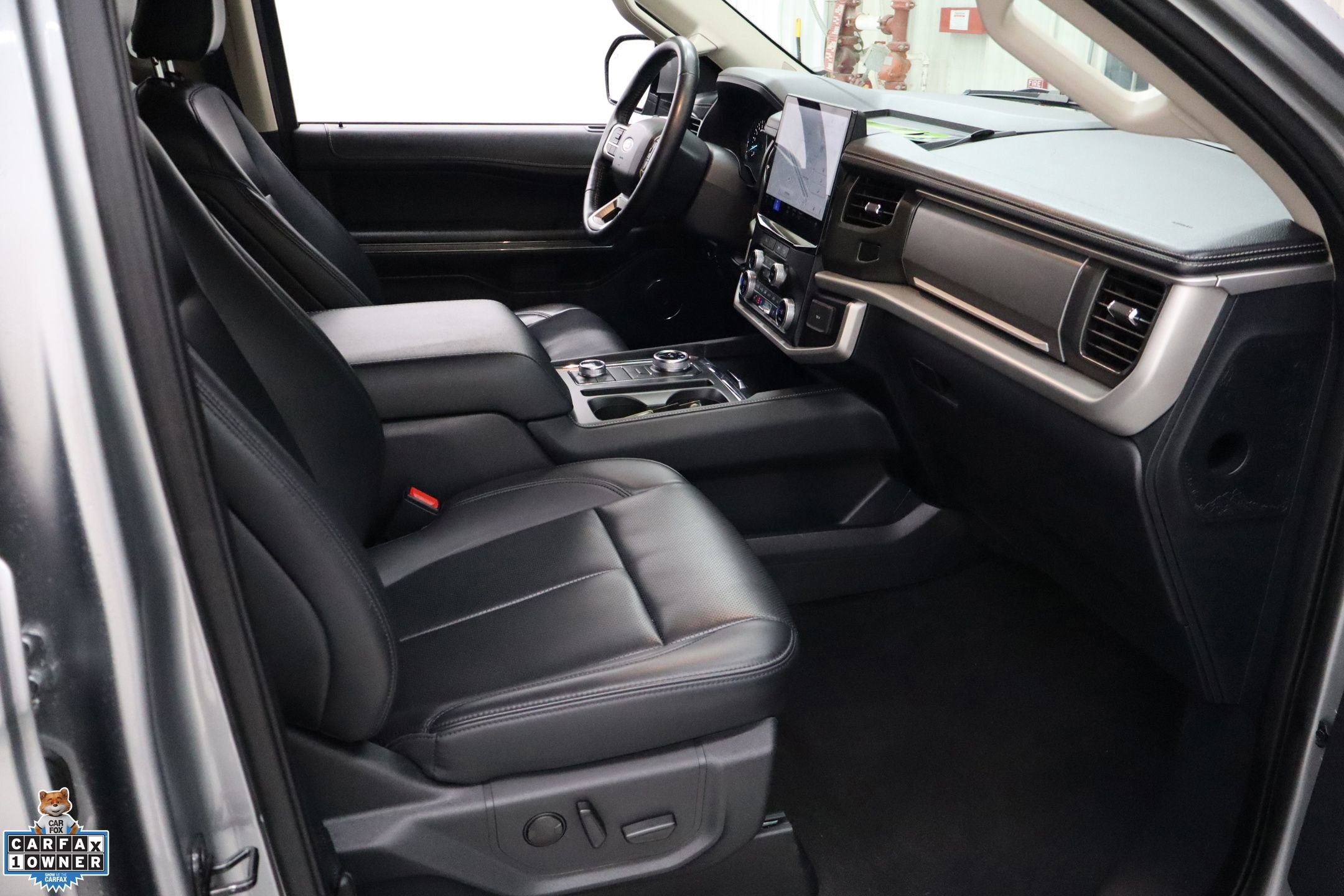 Certified 2024 Ford Expedition Max XLT image 27