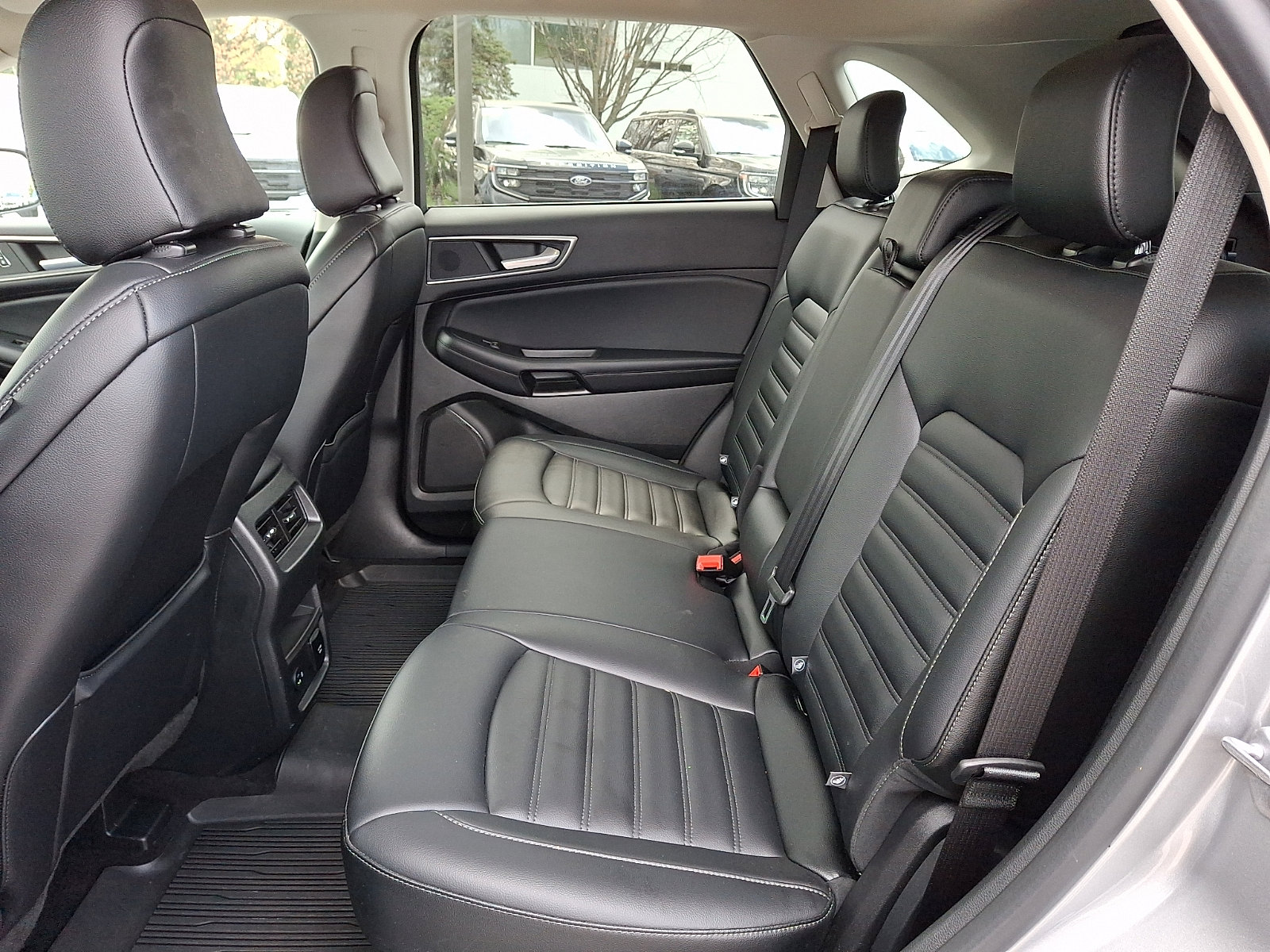 Certified 2022 Ford Edge SEL w/ Convenience Package image 13