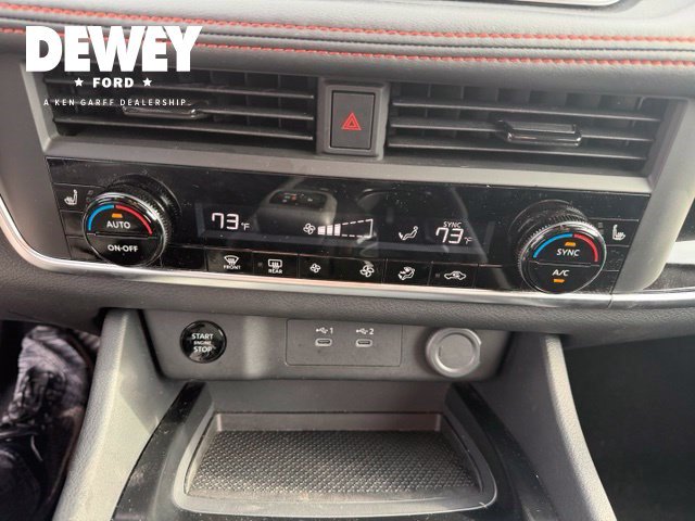 Used 2026 Nissan Rogue SV AWD/4WD image 27