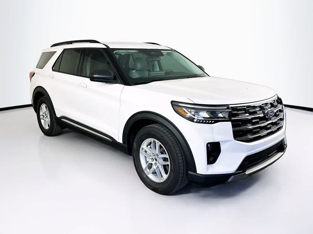 Certified 2025 Ford Explorer Active w/ Active Comfort Package RWD image 23