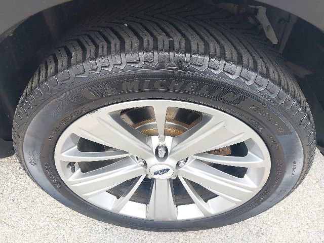 Certified 2018 Ford Explorer Limited w/ Ford Safe & Smart Package FWD image 13