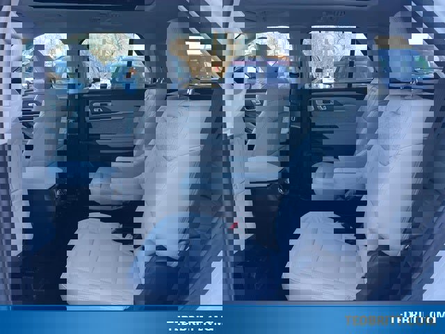 Certified 2025 Ford Explorer Platinum w/ Ultimate Package image 13