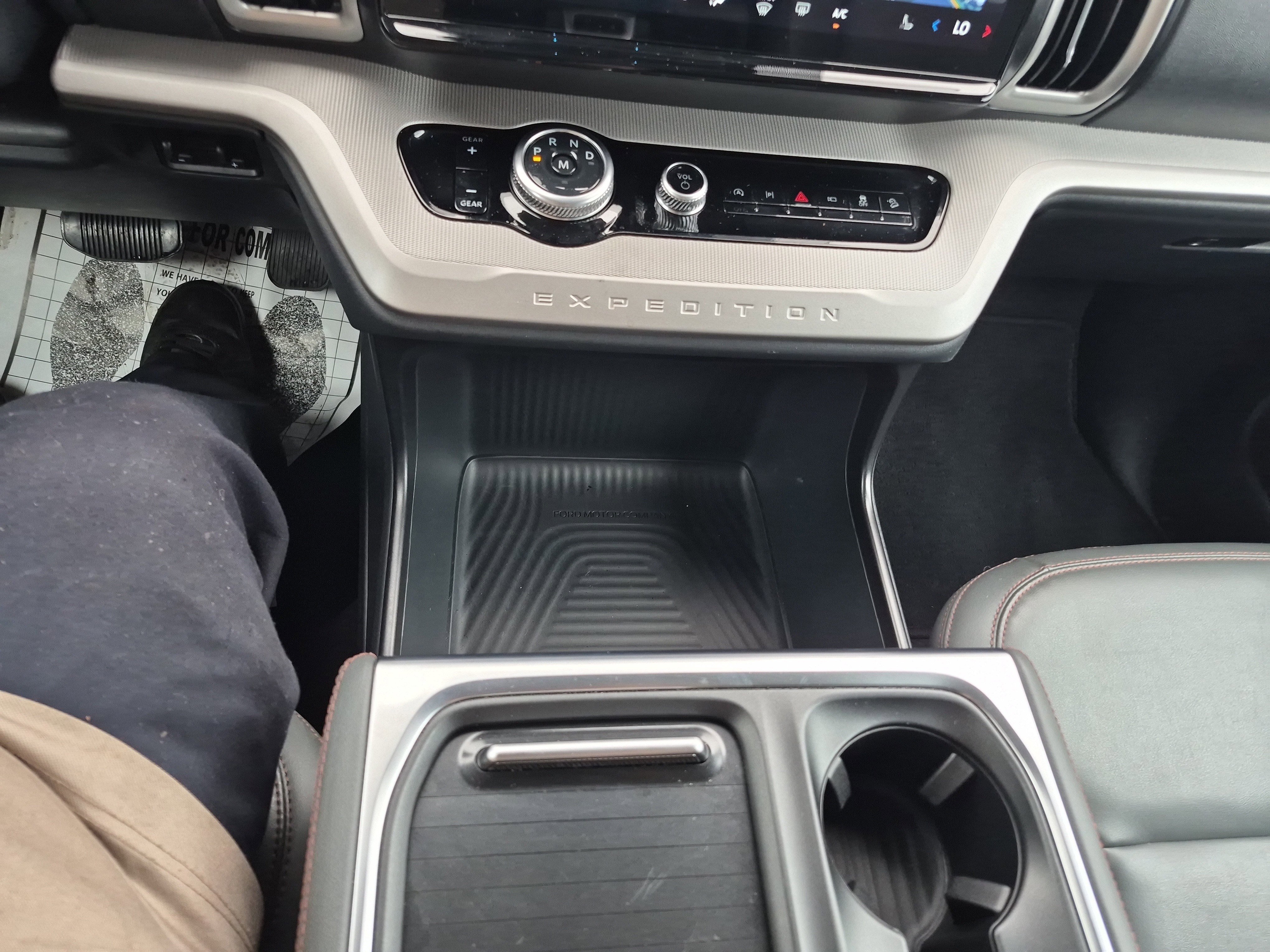 Certified 2025 Ford Expedition Max Active image 33