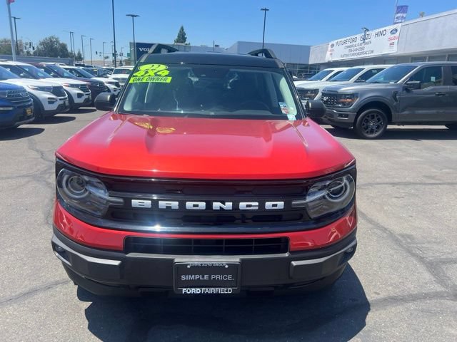 Certified 2022 Ford Bronco Sport Outer Banks w/ Tech Package AWD/4WD image 2
