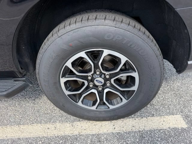 Certified 2024 Ford Expedition XLT AWD/4WD image 5