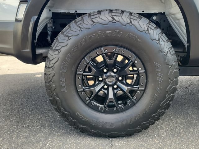 Certified 2023 Ford F150 Raptor w/ Raptor 37 Performance Package AWD/4WD image 5