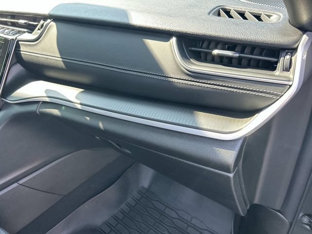 Used 2026 Jeep Grand Cherokee L 4WD image 31