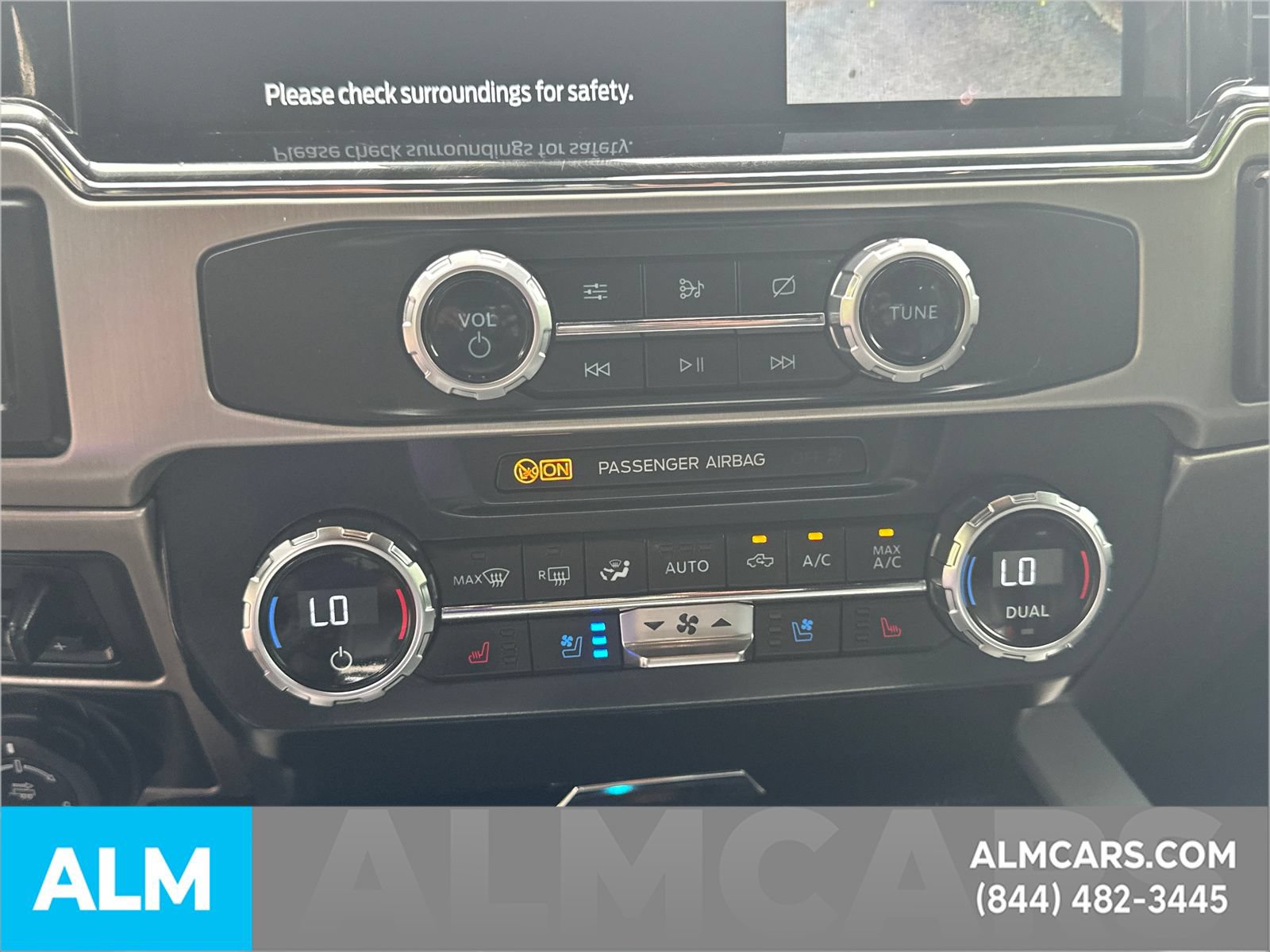 Certified 2022 Ford F450 Platinum w/ FX4 Off-Road Package AWD/4WD image 32