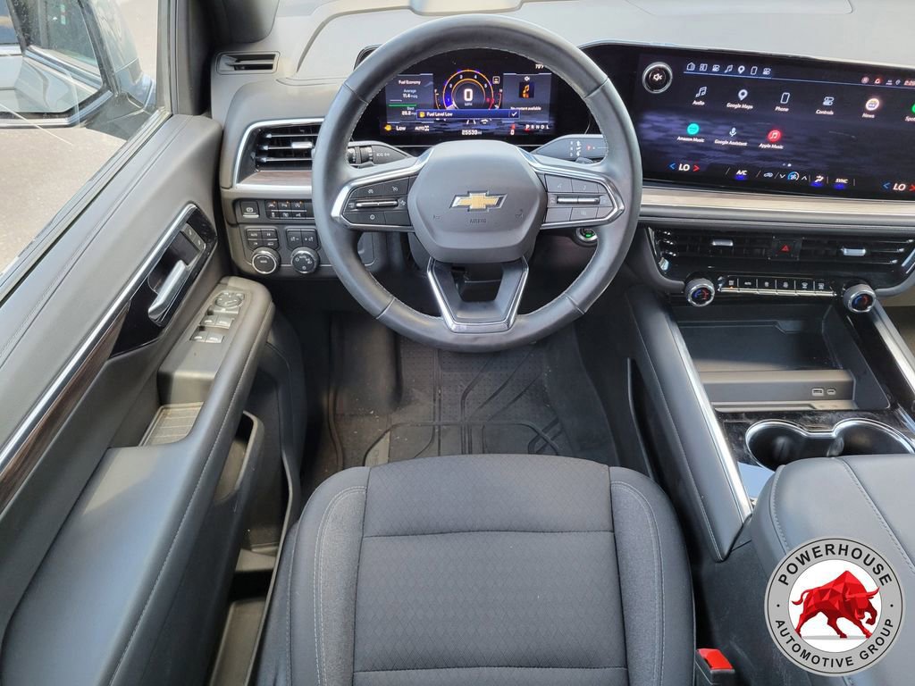 Used 2025 Chevrolet Suburban LS image 20
