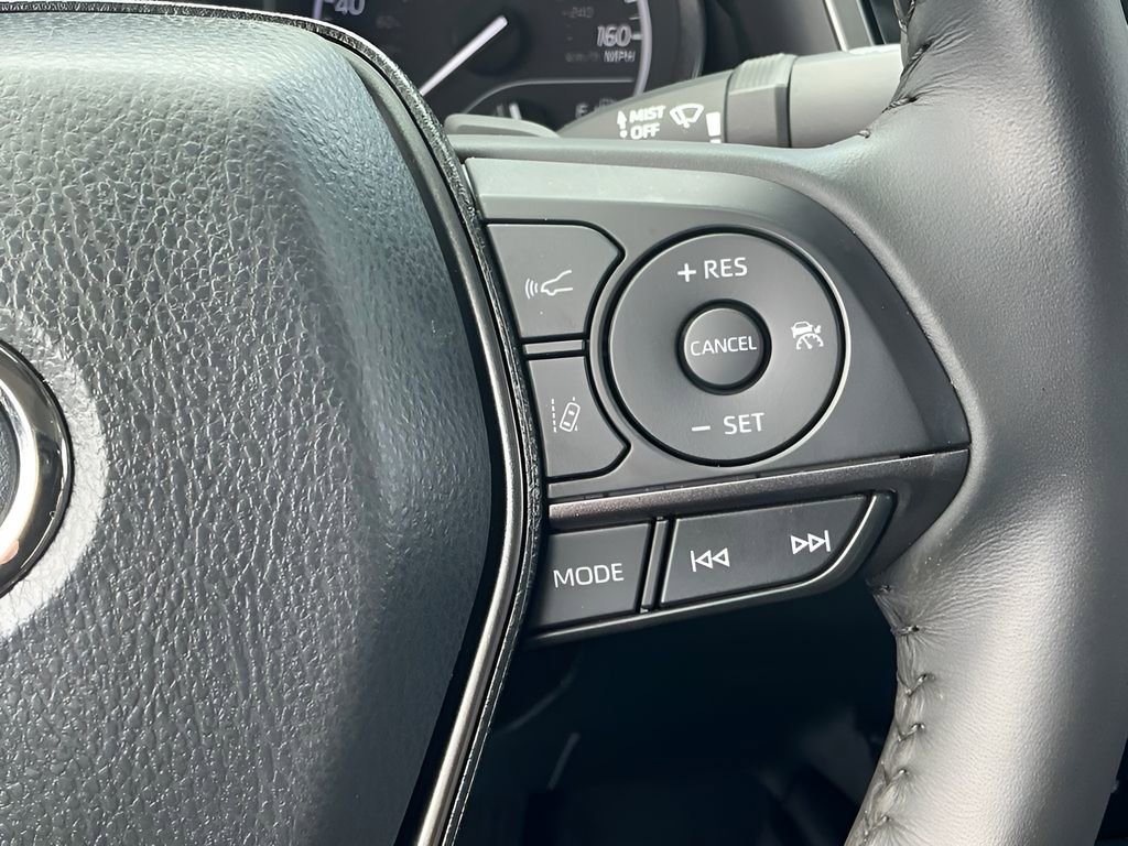 Used 2024 Toyota Camry SE w/ Convenience Package FWD image 29