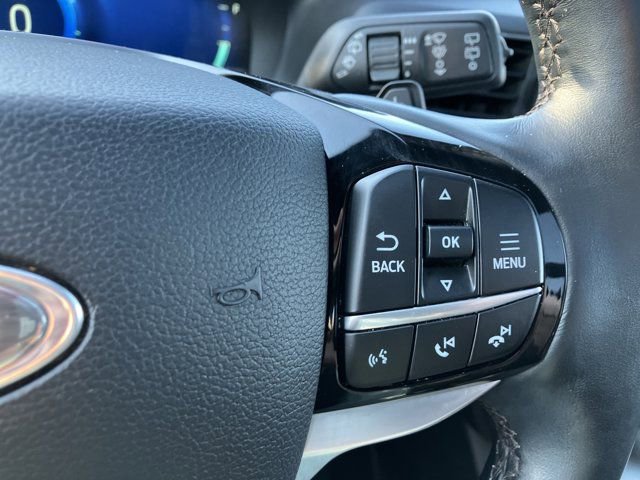 Certified 2021 Ford Explorer Platinum w/ Equipment Group 601A image 18