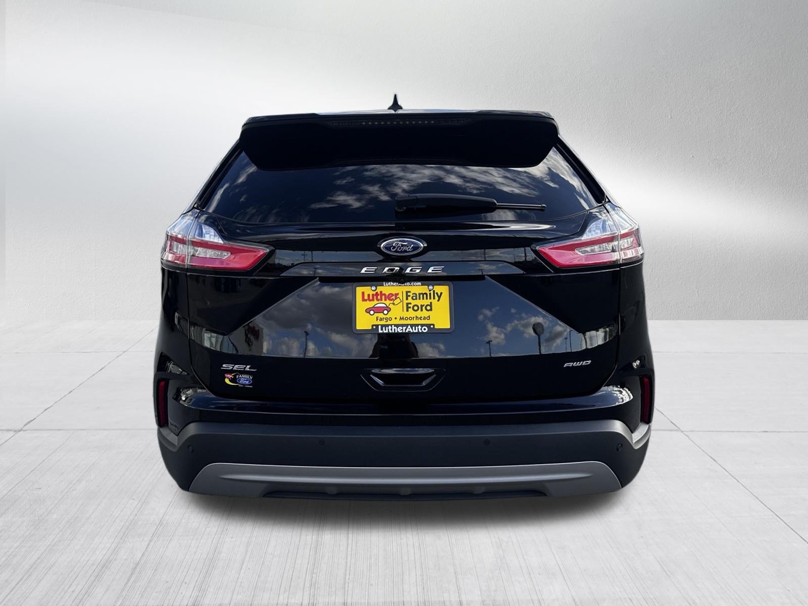 Certified 2024 Ford Edge SEL w/ Convenience Package AWD/4WD image 6