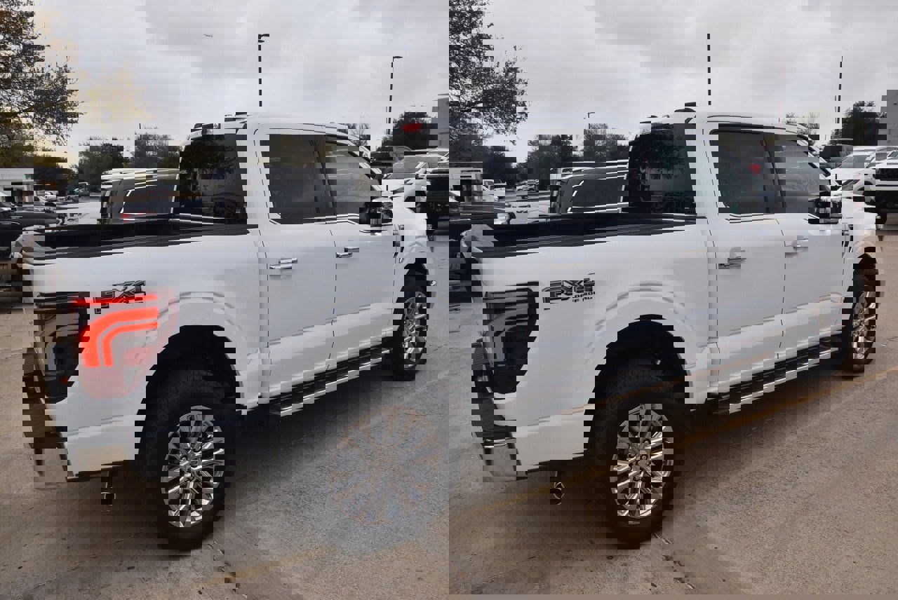 Certified 2025 Ford F150 Lariat w/ Equipment Group 501A Mid image 5