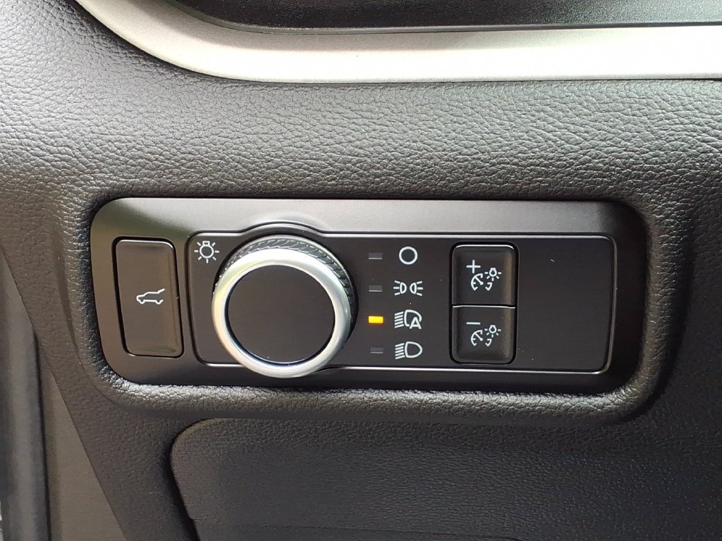 Certified 2023 Ford Explorer XLT AWD/4WD image 21