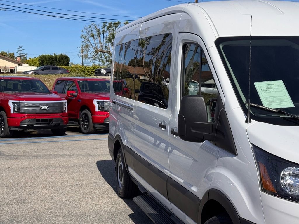 Certified 2023 Ford Transit 350 XL image 5