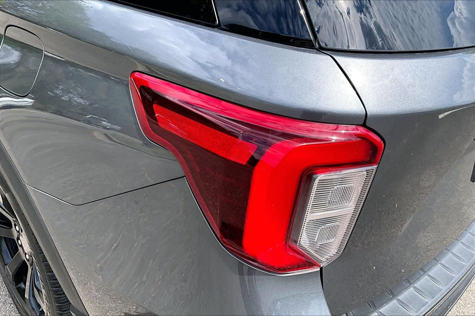 Certified 2023 Ford Explorer ST w/ Equipment Group 401A AWD/4WD image 28