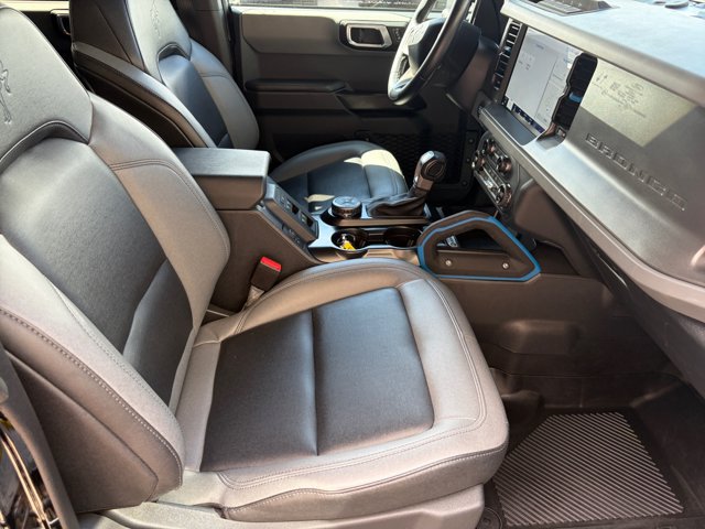Certified 2024 Ford Bronco Black Diamond AWD/4WD image 19