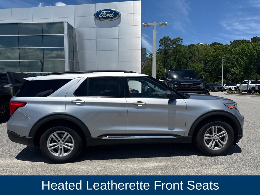Certified 2021 Ford Explorer XLT w/ Equipment Group 202A RWD image 2