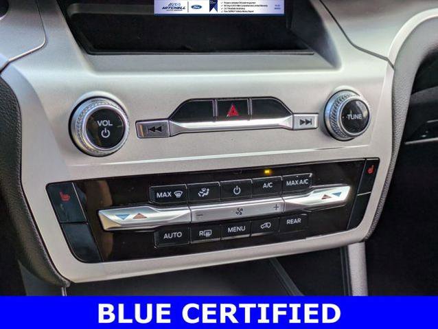 Certified 2022 Ford Explorer XLT w/ Class IV Trailer Tow Package image 22