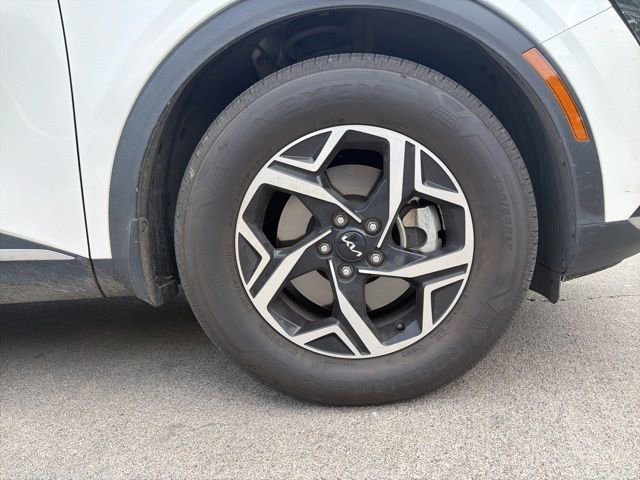 Used 2024 Kia Sportage LX FWD image 12