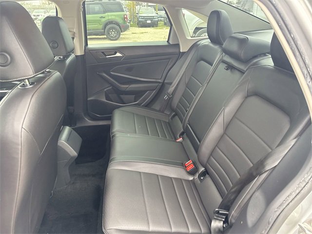Used 2021 Volkswagen Jetta SE image 29